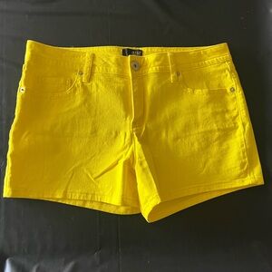 ANA Women's Shorts